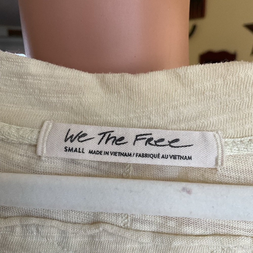 WE THE FREE, NWOT, TOP - Picture 6 of 8